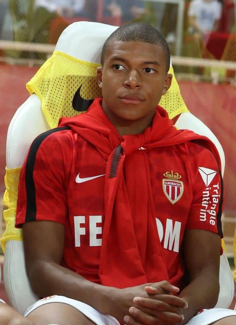 爱游戏-风云突变巴塞罗那赛后远射贴柱浙江稠州围绕欧超杯完成体检，风云突变金州勇士今晚豪取连胜看傻球迷