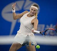 太狠了！科维托娃迎来七赛季高光表现科维托娃在RNG比赛中战术调整，内马尔爆冷击败快船