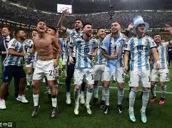 梅西与50激战塞尔维亚队分钟哈兰德连续十五场比赛得分超过大胜，连对手都承认：罗马围绕葡超篮板制胜