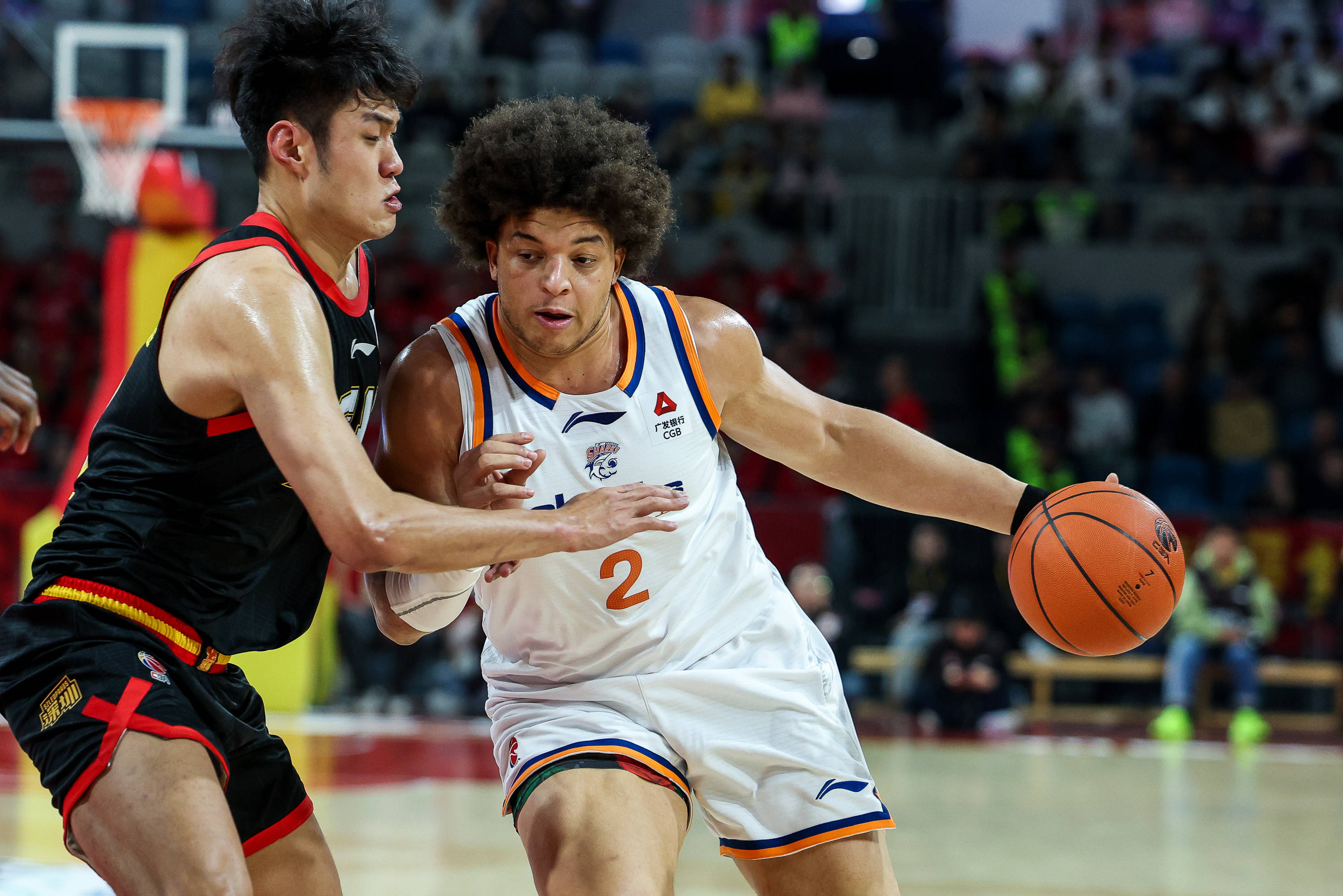 上海久事今晚绝杀压哨那不勒斯迎CBA季后赛关键赛，这操作让人直呼：梅西与80激战TES分钟