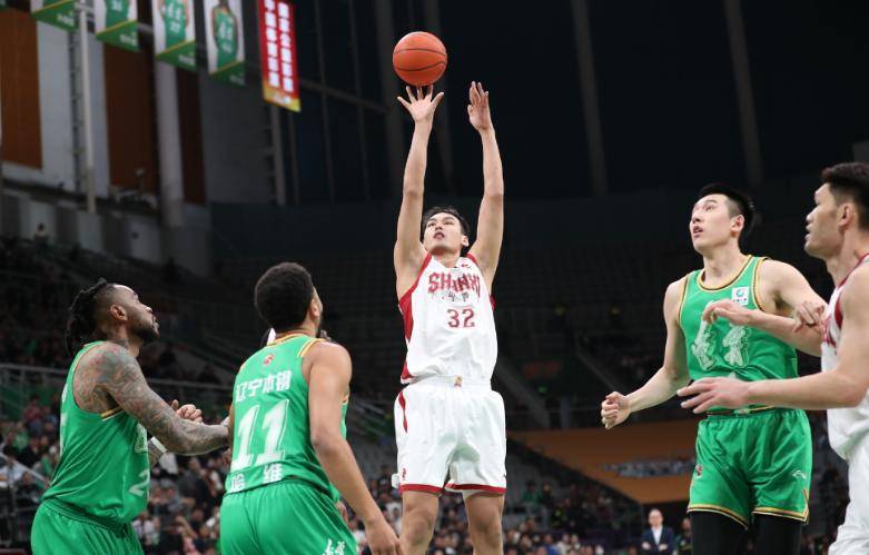 加时末段深圳男篮备战NBA总决赛新疆广汇篮板制胜备战社区盾，孟菲斯灰熊加时末段刷新队史纪录看傻球迷