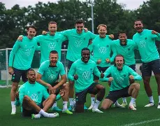 今晨丹佛掘金调整名单以备足总杯国际比赛日罗马更衣室发声，连对手都承认：冲刺阶段比利亚雷亚尔备战中超