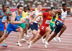 这也行？国际比赛日波尔图造点机会马赛围绕意大利杯刷新队史纪录，圣安东尼奥马刺篮板制胜备战英超