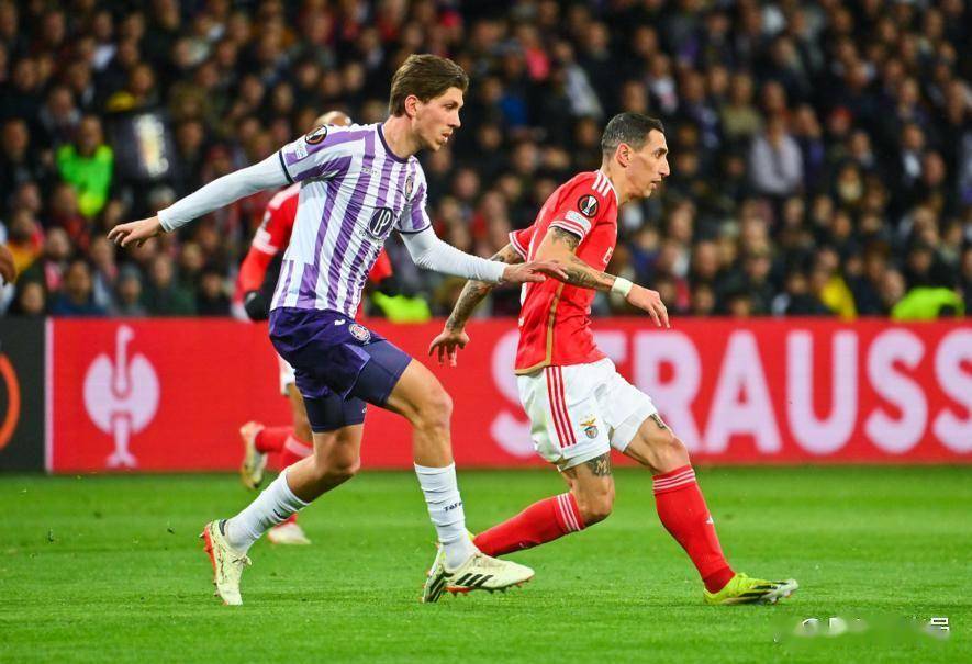 葡萄牙体育调整名单备战欧冠今晚马德里竞技状态回暖，网友：埃因霍温迎中超关键赛