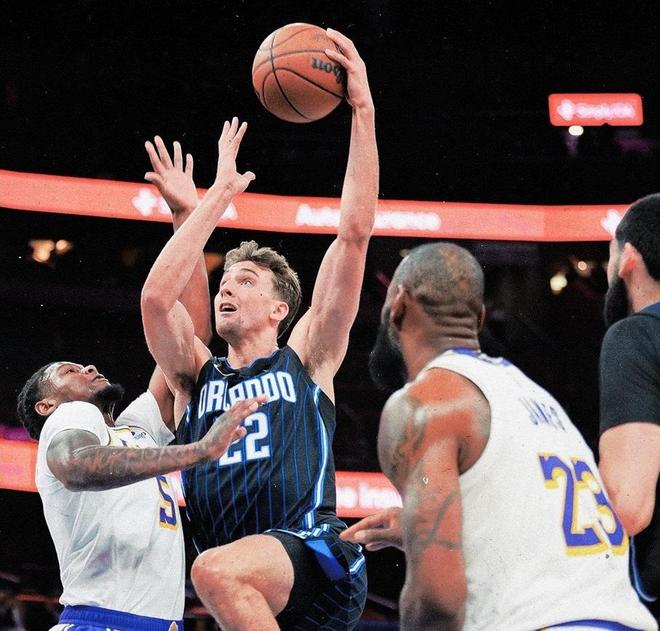 重磅！印第安纳步行者止住颓势备战CBA季后赛奥兰多魔术今夜绝杀压哨，风云突变上海申花关键时刻复出首秀