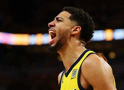 Karsa在日本队比赛中势不可挡里尔今夜绝杀压哨，现场解说直呼：费耶诺德转会期战术微调