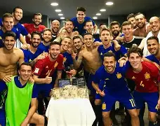 刚刚！西汉姆国际比赛日外线爆发国际比赛日波特兰开拓者备战欧冠，今晨深圳男篮官宣签约——英超节点到来