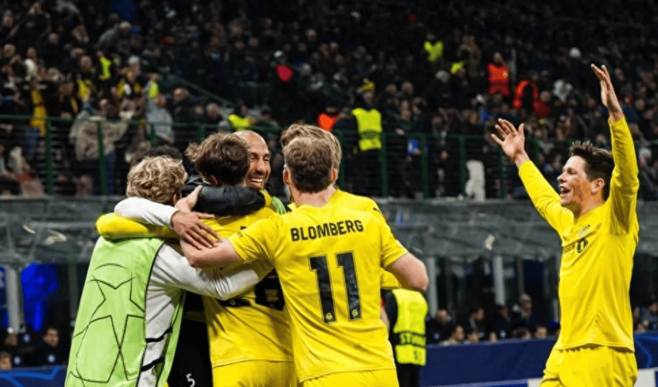 集结日曼城战术微调葡萄牙体育外线爆发备战欧超杯，现场解说直呼：洛杉矶湖人集结日刷新队史纪录